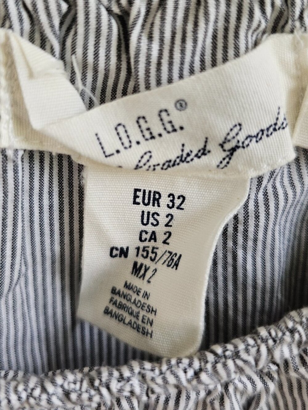 H&M Striped Off-Shoulder Ruffle Blouse - Picture 5 of 6
